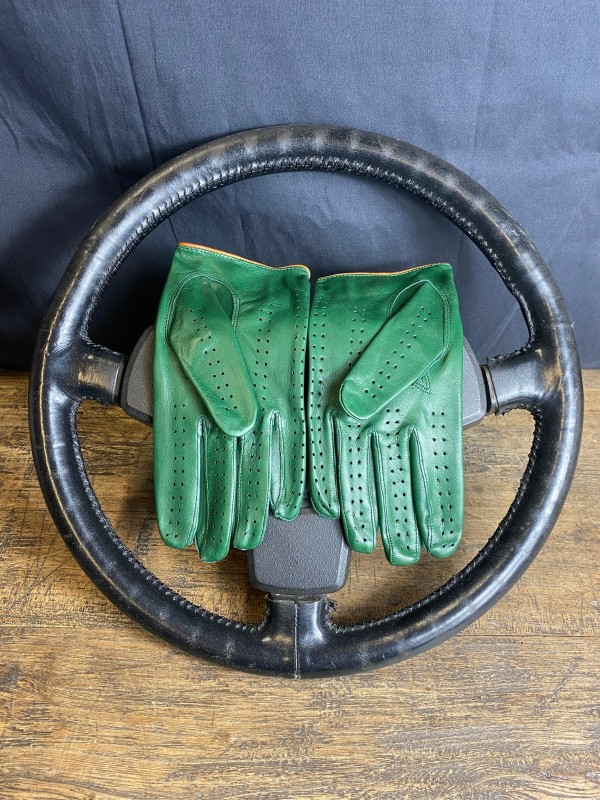 Driving Gloves - LEATHER - Green and Camel